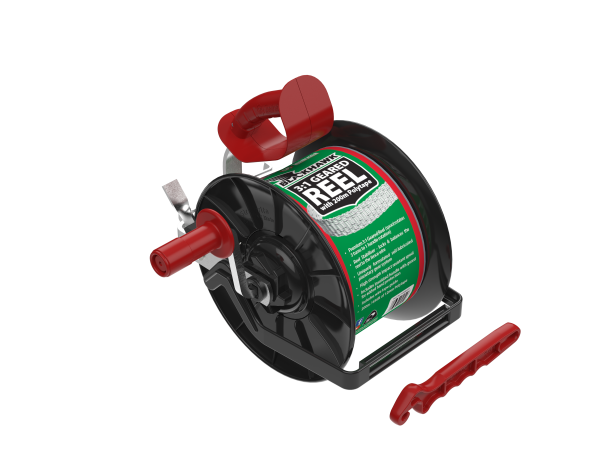 3:1 Black Hawk Geared Reel with 200m of Polytape with guard