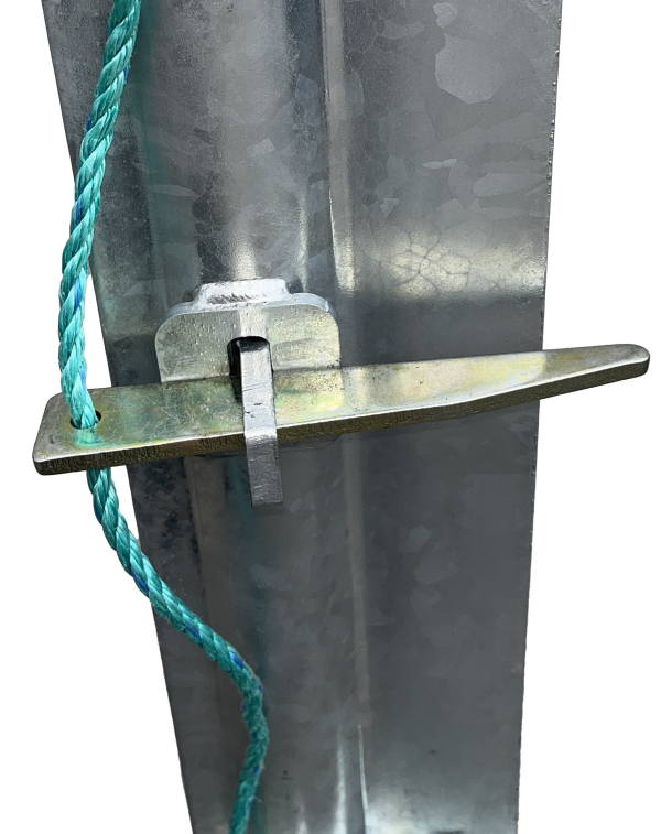 2600mm Strainer Board – Wedge Clamp - Image 4